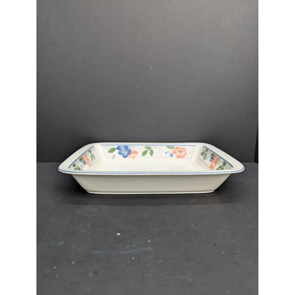 Mikasa Intaglio CAC42 Country Poppies Baking Casserole Dish 10 1/2" x 13" - Picture 2 of 8